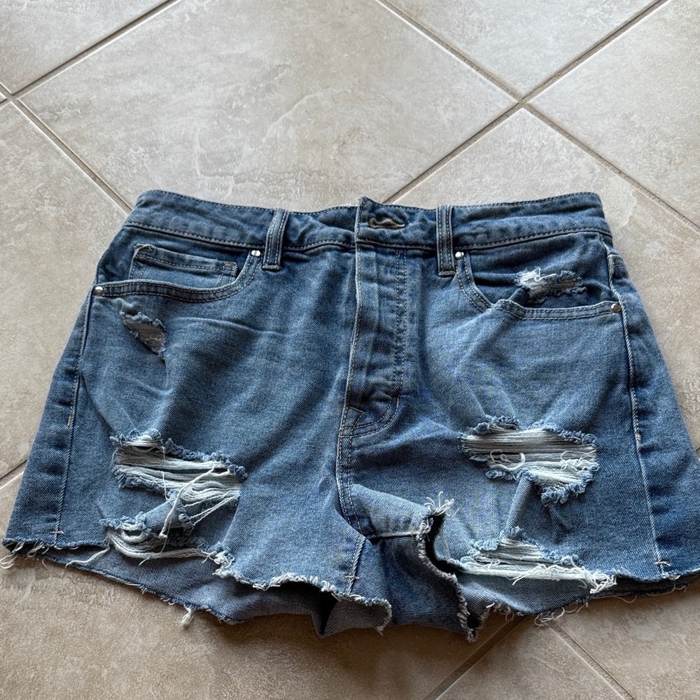 Trendy Blue Distressed Jean Shorts